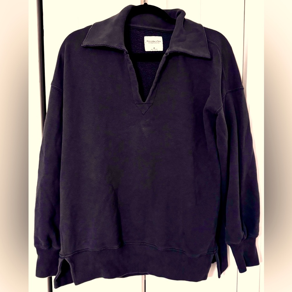 Dark Gray Abercrombie Sweatshirt